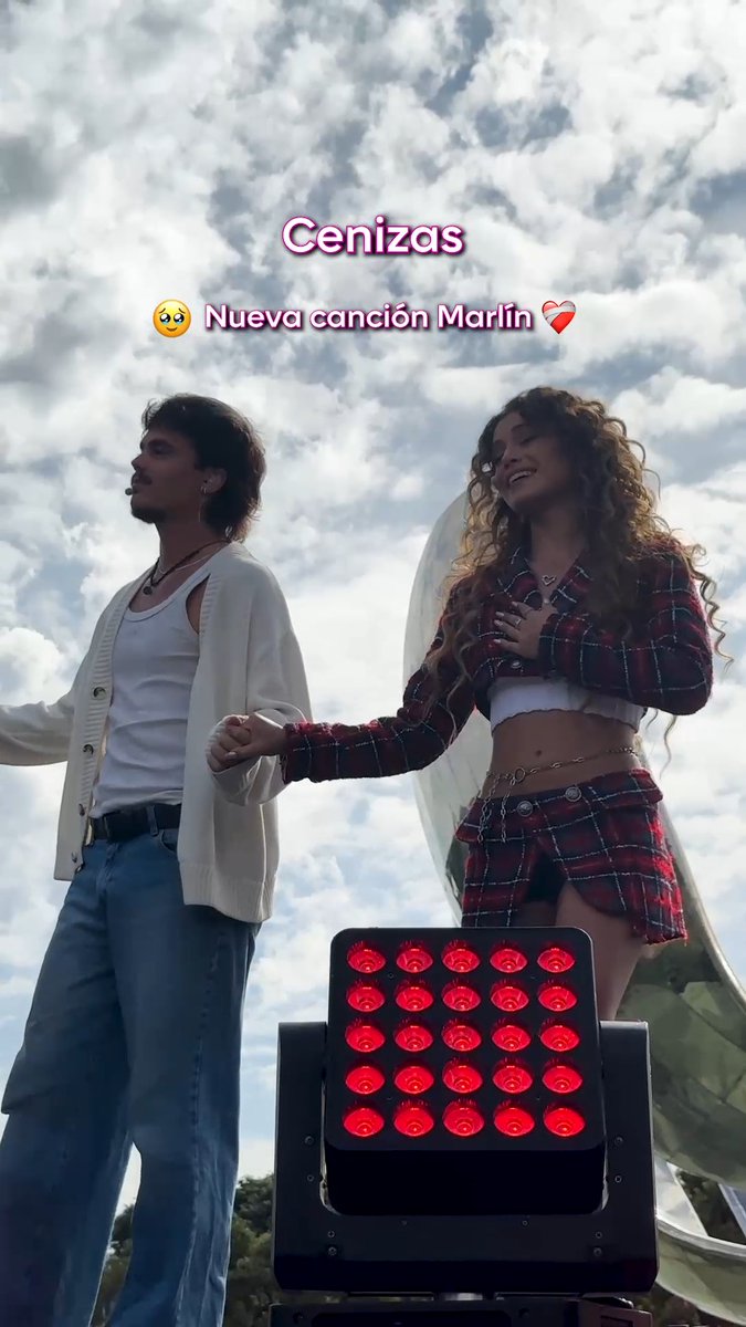 Gracias chicos, ya tengo una nueva canción para llorar 🥹.