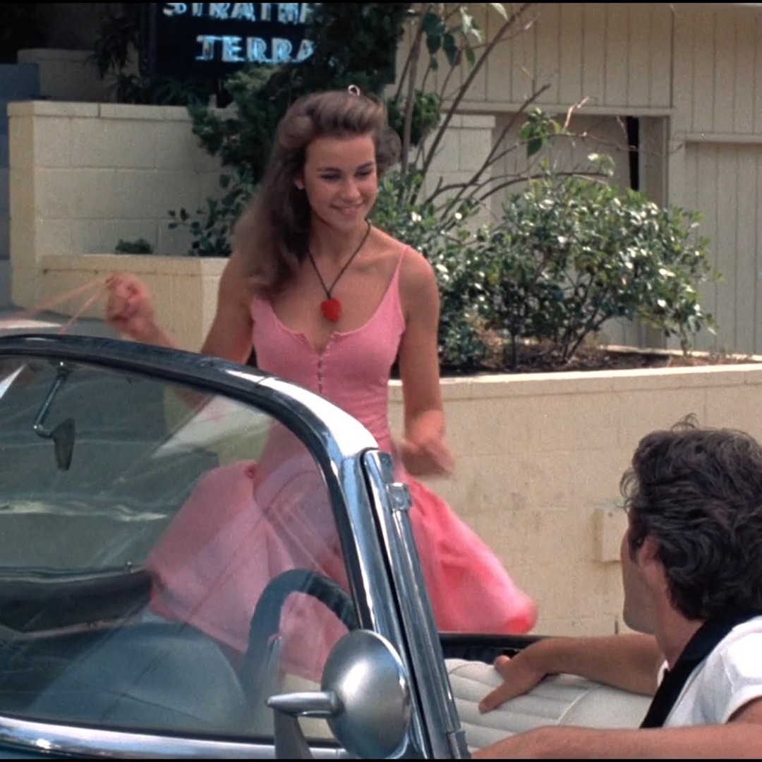 Saturday evening viewing recommendation? On Criterion Channel, watch Jim McBride's BREATHLESS (1986) in our '80s REMAKES (AND THEIR ORIGINALS!) collection! ❤️🔥 Remaking Jean-Luc Godard's French New Wave landmark (itself an homage to American gangster films) was surely one of the more audacious cinematic gambits of the '80s, but McBride approaches the challenge with a postmodern sensibility that makes for a fascinatingly self-reflexive, deliriously stylized update.