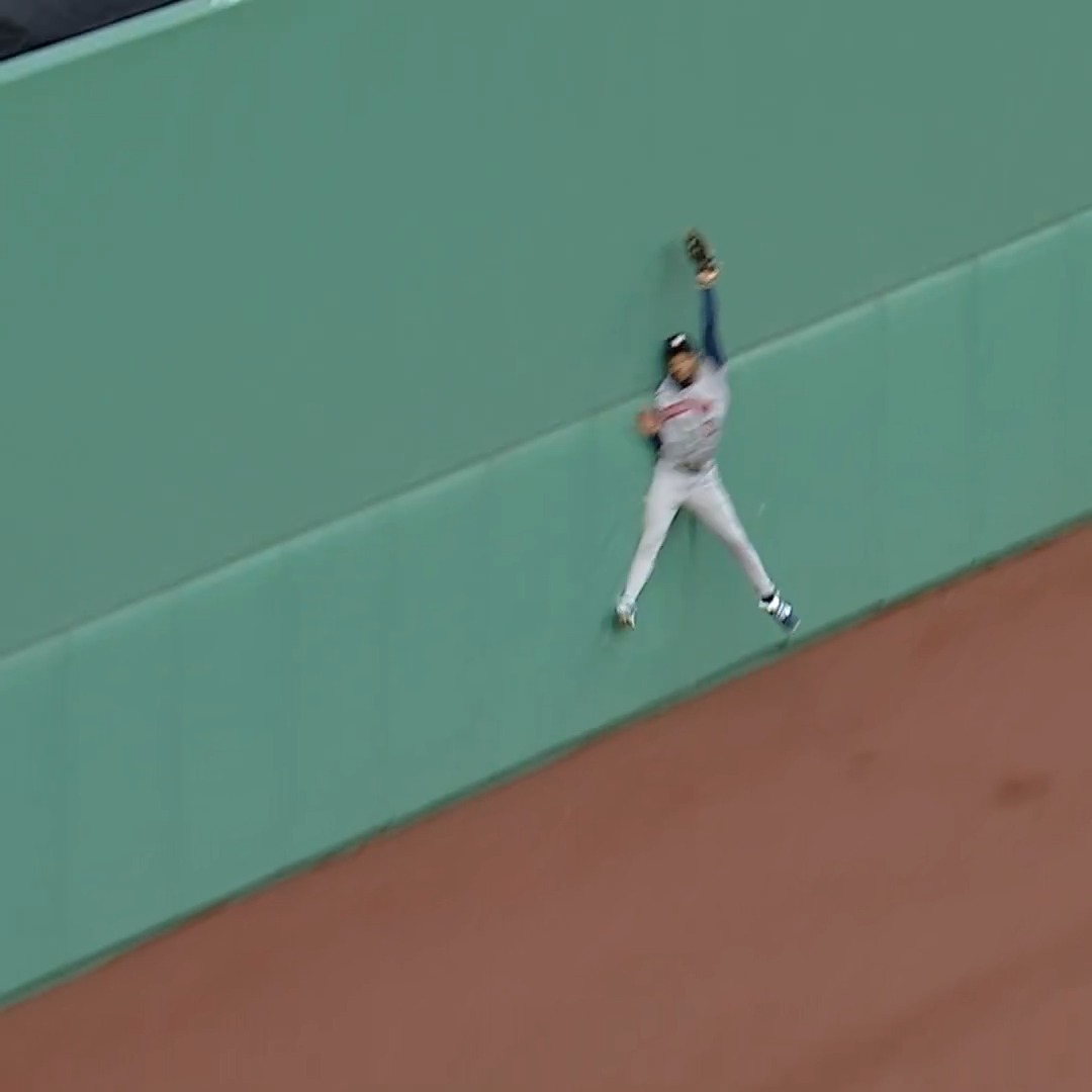 Brice Matthews times his jump perfectly to take away a hit 😳