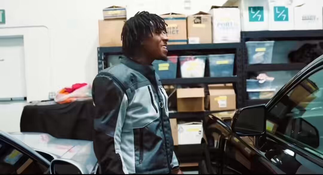 NBA Youngboy Showing off his 1 of 1 Custom Mansory Rolls Royce 😳🔥