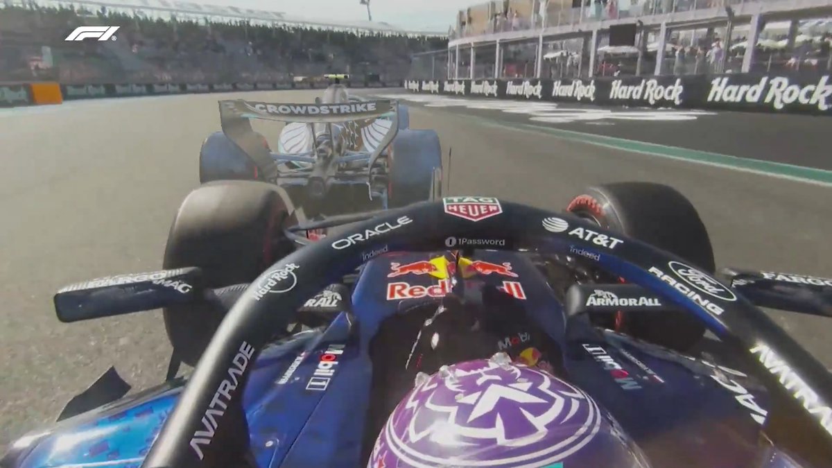 GHOST CAR! 👻 Let's head onboard with Max Verstappen as we compare his lap to that of pole-sitter Kimi Antonelli 💨👇 #F1 #MiamiGP