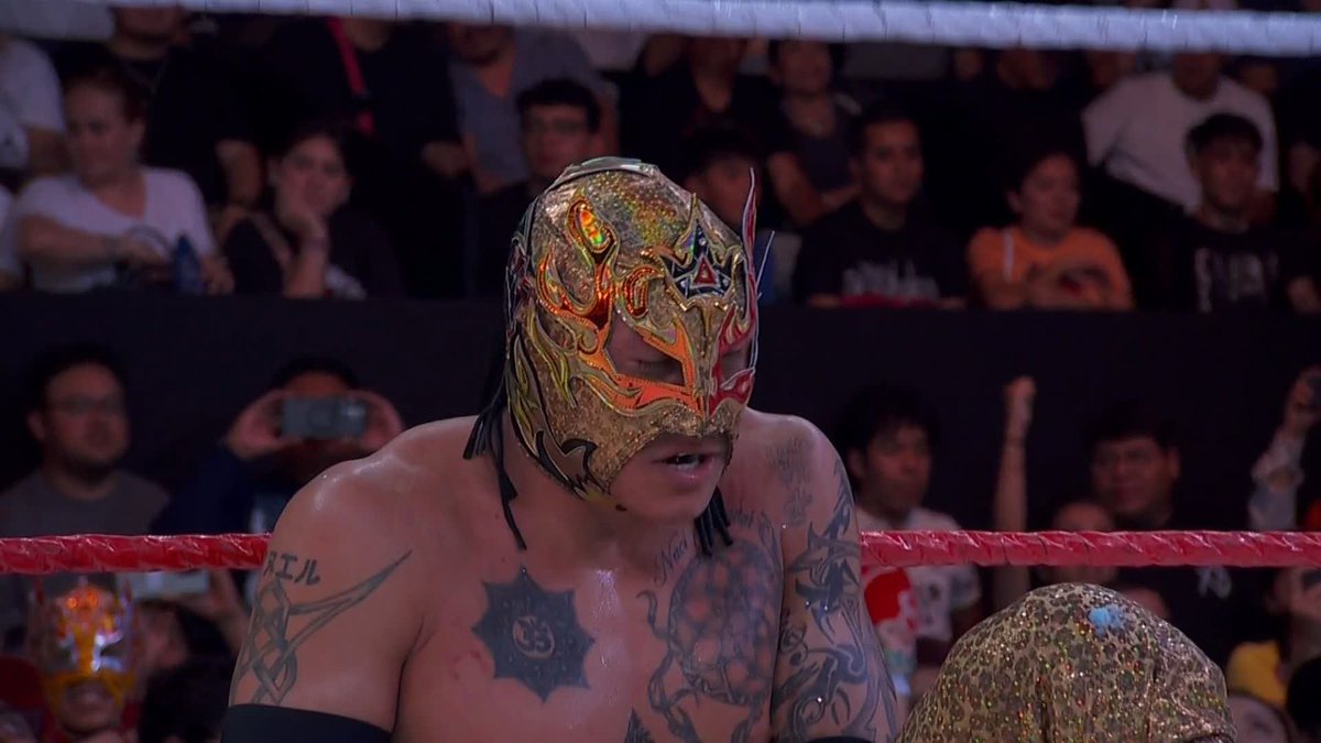.REY FENIX WWE picks up the WIN after a battle against Laredo Kid!! 👊