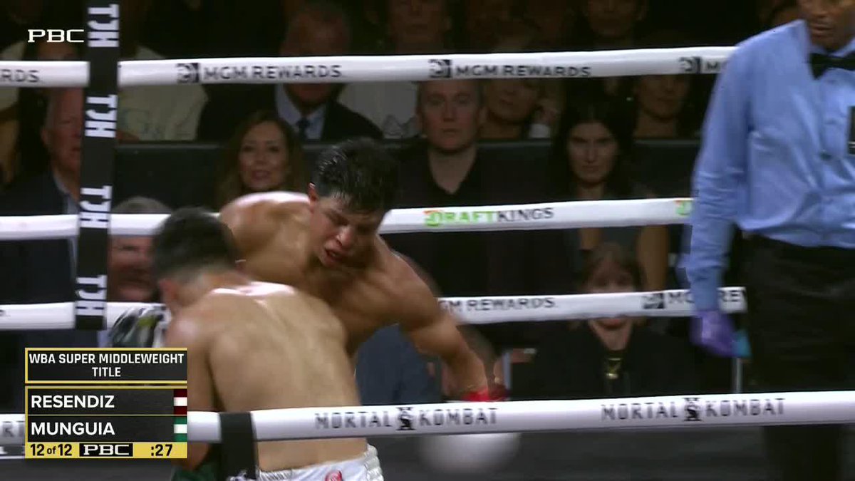 ¡NUEVO CAMPEÓN MUNDIAL! Tremenda exhibición de Jaime Munguía ante el Troo Resendiz… y le arrebata el título Toda de pie ante tremendo PELEÓN, hasta Canelo Álvarez 📺 #BenavidezZurdo, en el Plan Premium de #DisneyPlus