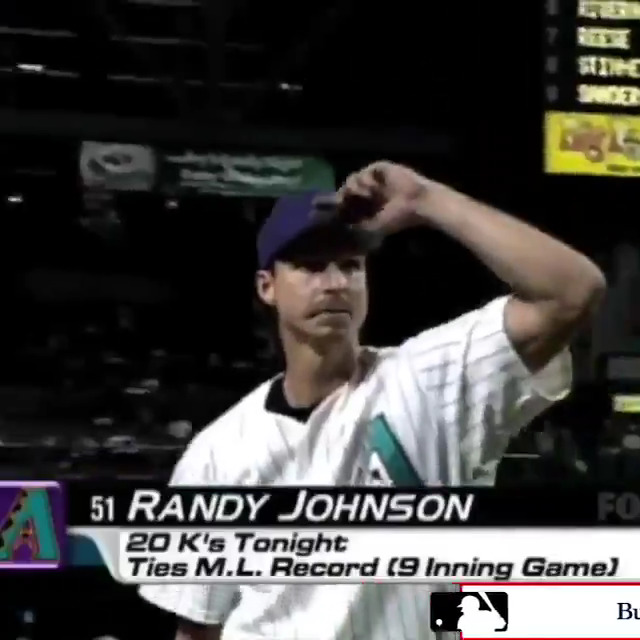 ランディ・ジョンソン 身長208cm&最速164キロ 『MLB史上最強左腕の1人 』 【通算成績】 303勝166敗 防御率3.29 4135.1回 4875奪三振(歴代2位) サイ・ヤング賞 5回 最優秀防御率 4回 最多奪三振 9回 40歳で完全試合達成(史上最年長) 🎥MLB