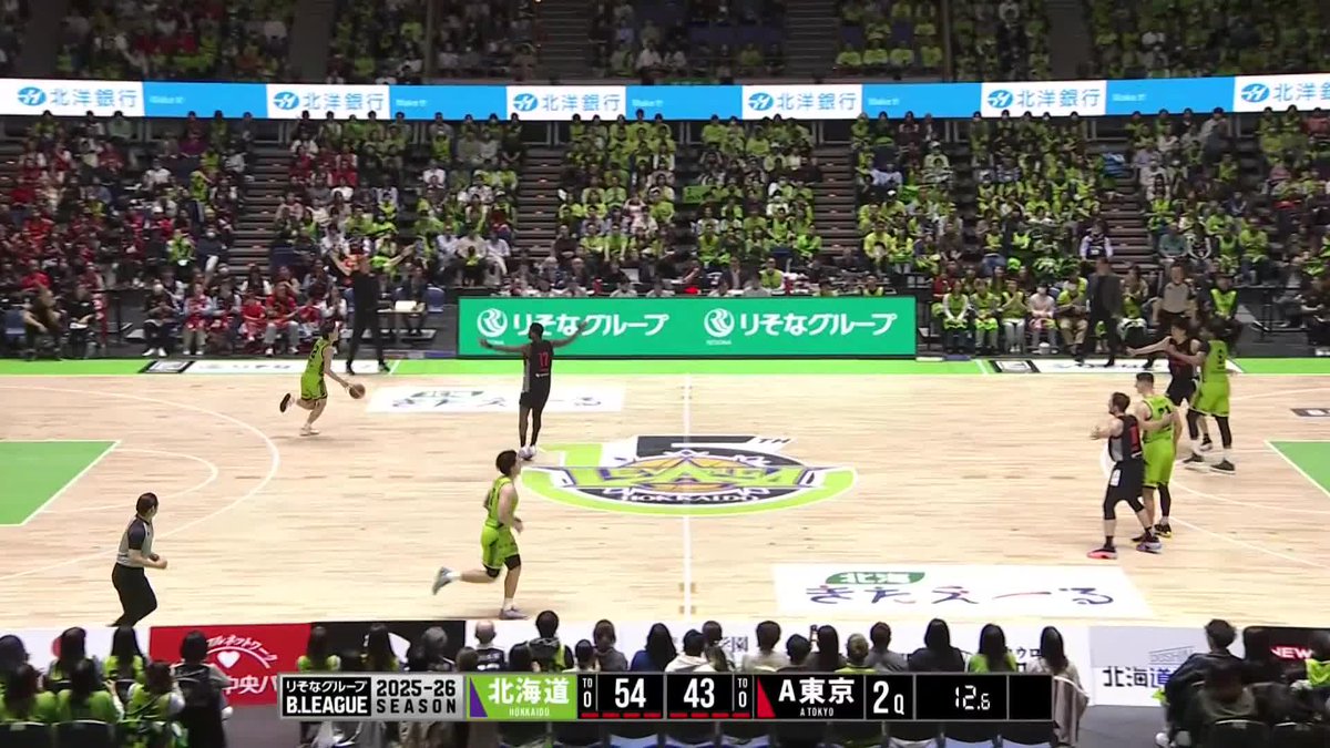 2Q ブザービーターでこのタフショットを決め切るのが、レバンガ北海道の!#富永啓生!!👌🙌🙌 5/3(日) vs. アルバルク東京 #レバンガ北海道 富永 啓生/ keisei tominaga