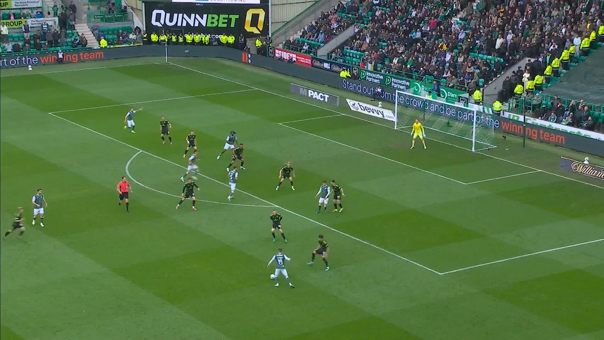 🖥️ "VAR feel they're not sure" 🎙️ "I think it hits his arm, you can see with Joe Newell's reaction" James McFadden, Aiden McGeady and Kris Boyd were "surprised" Hibs' goal against Celtic stood ⤵️