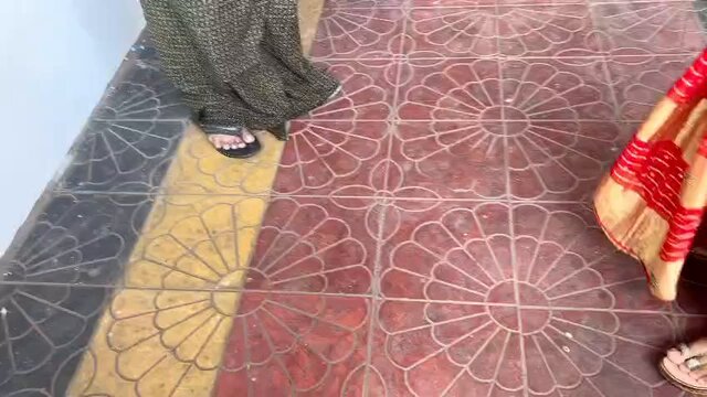 தாங்கள் கஷ்டப்பட்டு உருவாக்கிய நிறுவனம் குறித்து அவதூறு பரப்பிய நபரின் தந்தையிடம் நியாயம் கேட்க சென்றவர்களை ஆட்களை வைத்து தாக்கியதற்கு பெயர் என்ன ?