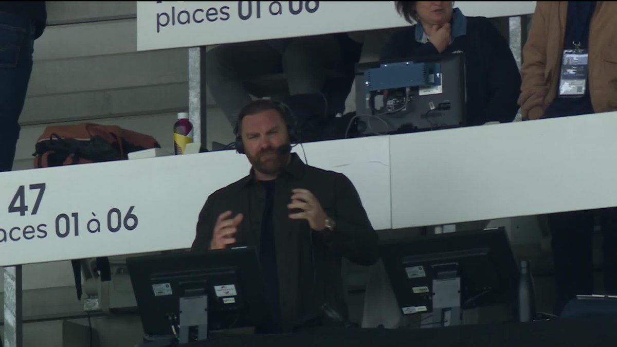 "Two world class athletes. Two world class operators." 🗣️ Andy Goode looks at what makes Matthieu Jalibert and Finn Russell so special 🌟 #InvestecChampionsCup