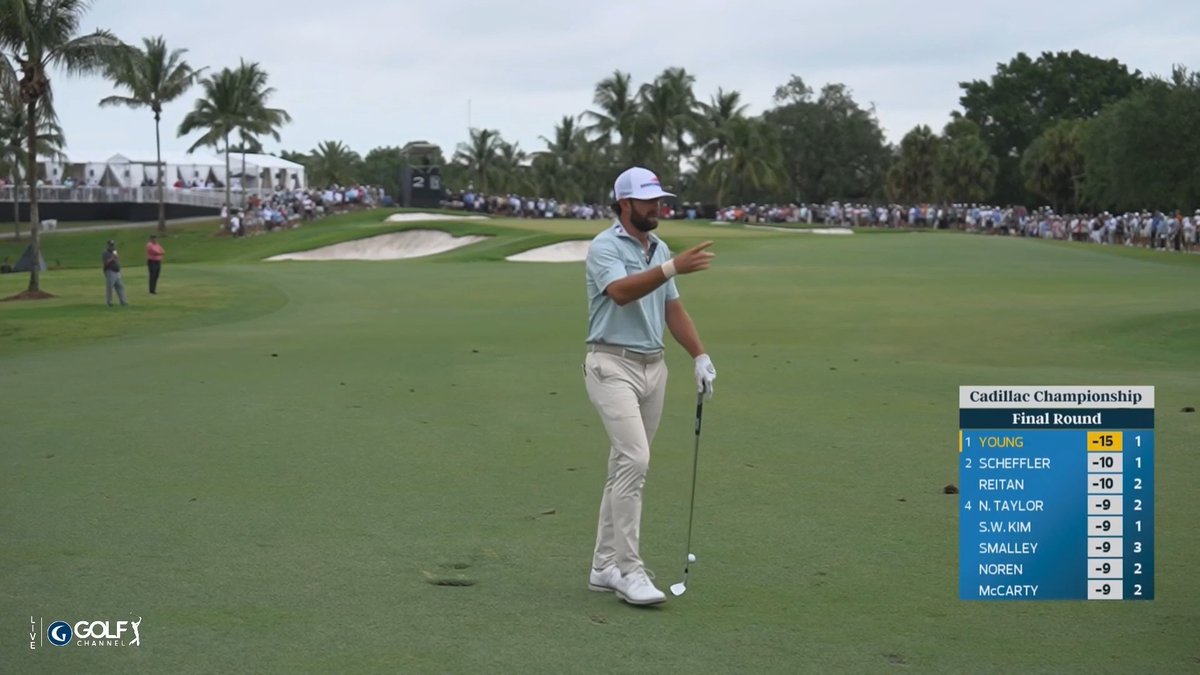 Cameron Young received a one-shot penalty after his ball moved during his setup in the 2nd fairway ⬇️