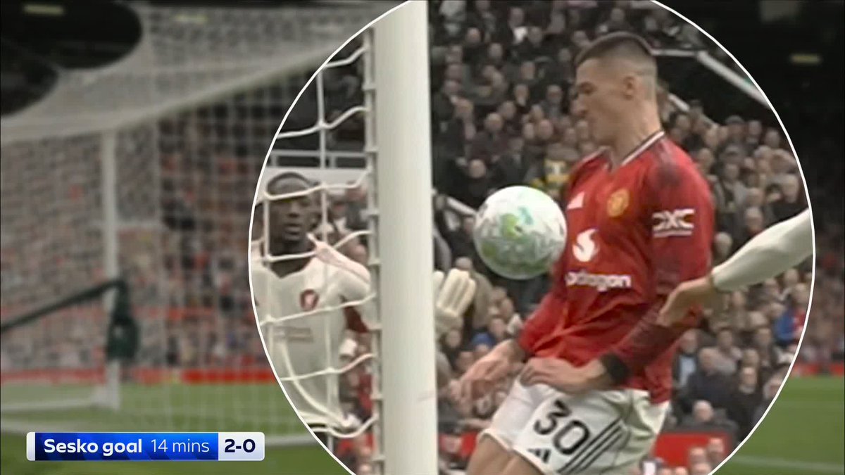 "You can see his hand move?!" Roy Keane & Daniel Sturridge debate Benjamin Sesko's controversial goal.