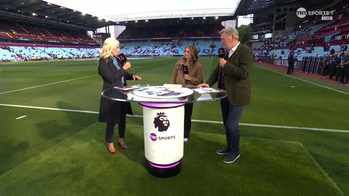 “I’m a little bit nervous. I have been for the last few weeks, actually.” 👀 Glenn Hoddle shares his thoughts on Tottenham Hotspur heading into a huge evening. 🎙️ Lynsey Hipgrave | 📺 Watch live on TNT Sports and HBO Max.