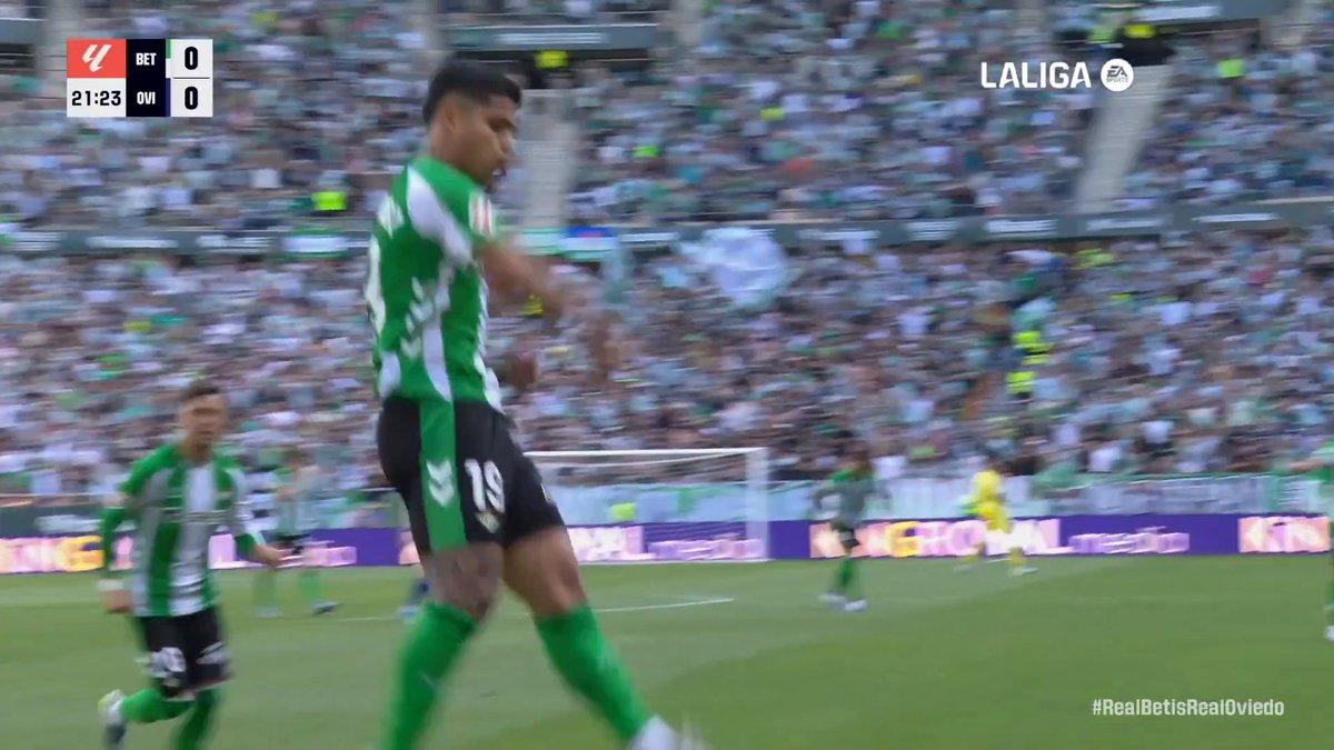 ¡CUCHO BETIS! 🇨🇴💚 #LaLigaHighlights