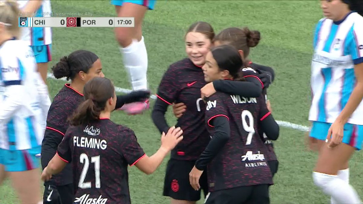 Olivia Moultrie making a statement in her 100th NWSL appearance with a goal 🔥 At 20 years old, she is the youngest player to reach the 100-appearance milestone 👏