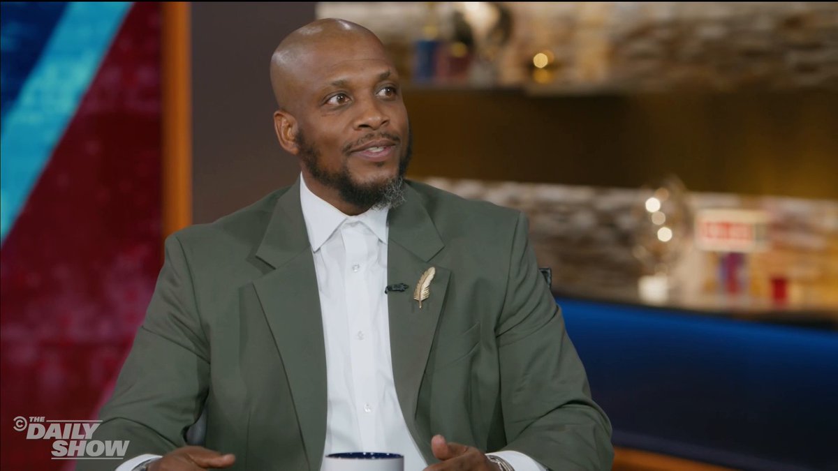 "I need them to see somebody who was in the same condition." Formerly incarcerated comedian Ali Siddiq (Ali Siddiq) on performing inside prisons