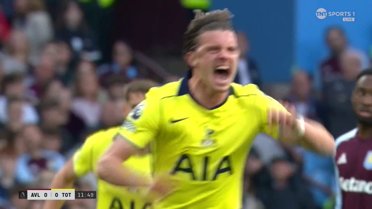 A stunning goal from Conor Gallagher has Tottenham Hotspur ahead 😮‍💨 📺 Watch live on TNT Sports and HBO Max!