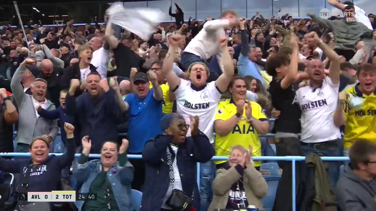 Richarlison grabs a second for Tottenham Hotspur and what a huge goal that could prove to be ⚽ 📺 Watch live on TNT Sports and HBO Max.