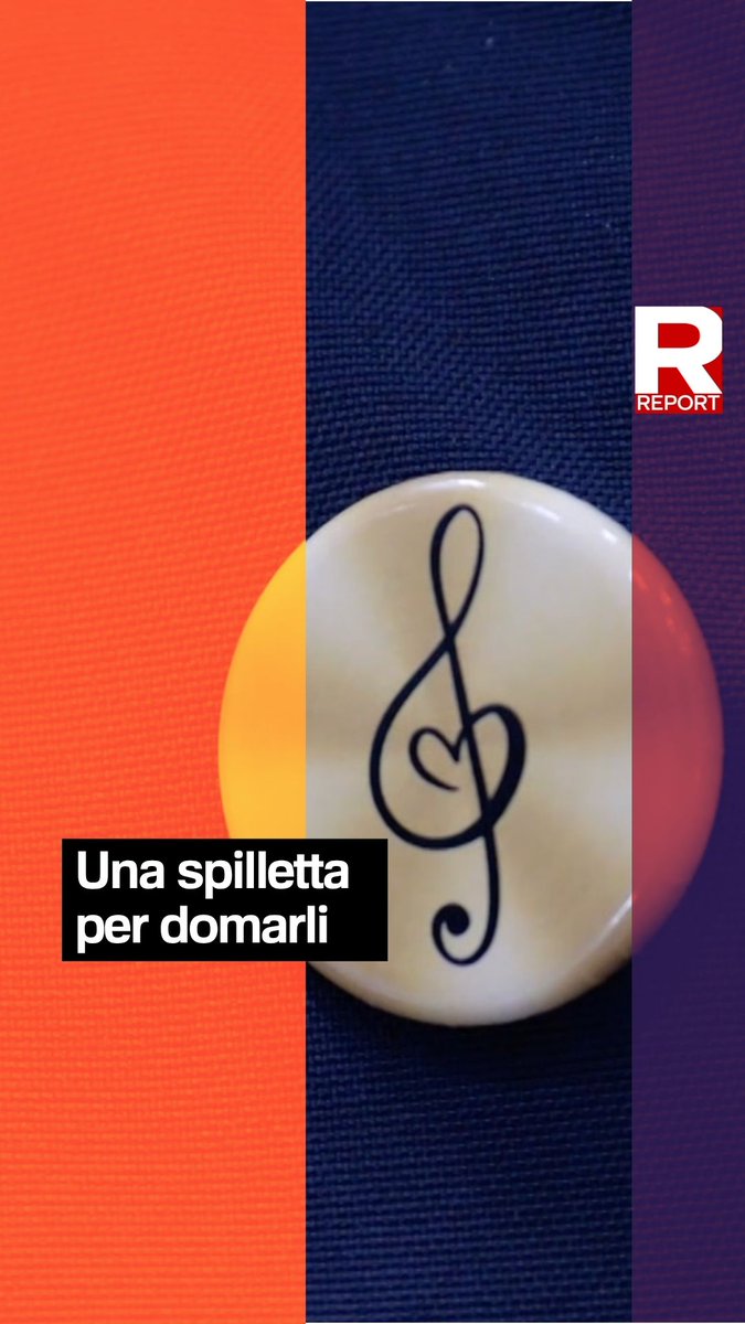 Beatrice Venezi, direttrice d'orchestra, non ha gradito la polemica sulle spillette. Non tanto per il significato in sé, ha detto, scherzando, quanto per il design. Una battuta che l’orchestra del Teatro La Fenice non ha particolarmente gradito. 👇