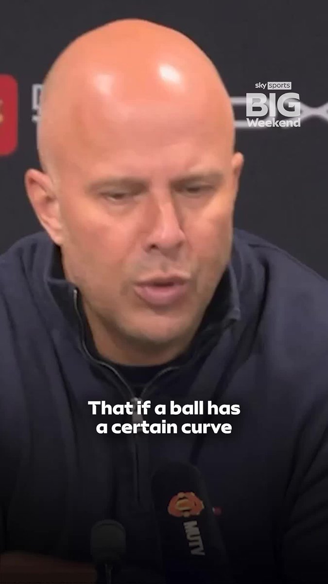 Arne Slot reacts to the decision to award Benjamin Sesko's goal in Liverpool's 3-2 defeat to Manchester United 🗣️🔴