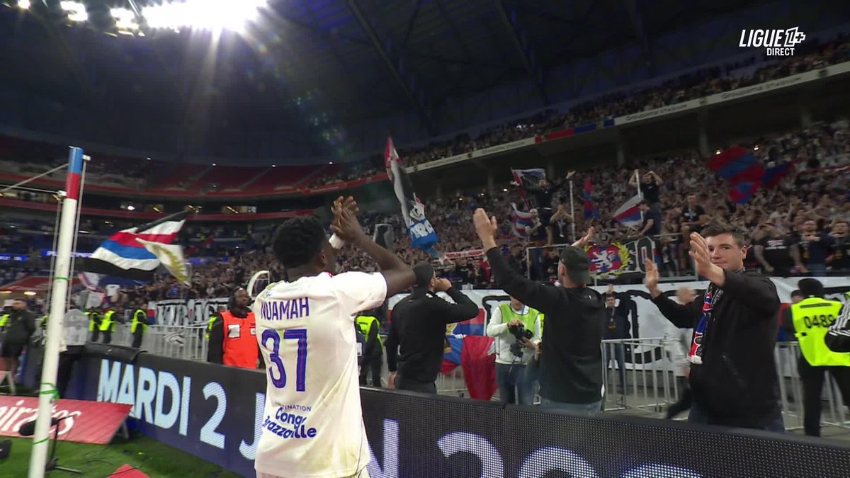 Pendant que l’autre Olympique est en souffrance, L’OLYMPIQUE LYONNAIS FÊTE CE SOIR SA PLACE SUR LE PODIUM ! 🦁❤️💙 Lyon finira devant Marseille en fin de saison quoi qu’il en soit. Le théorème des Olympiques… 🎥 L1+