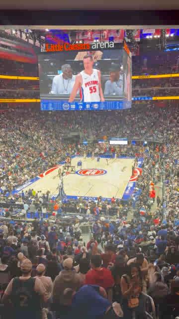 #pistons fans with an “Angel Reese!” chant for Wendell Carter Jr. before he bricks a free throw Party’s on at LCA