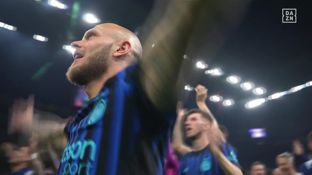 FORZA INTER!!🔵⚫️🔥 スクデットの喜びを体全体で 7万5千人超のサポーターと歓喜を共に 🇮🇹セリエA第35節 🆚インテル×パルマ 📺DAZN 見逃し配信中 #セリエA #だったらDAZN
