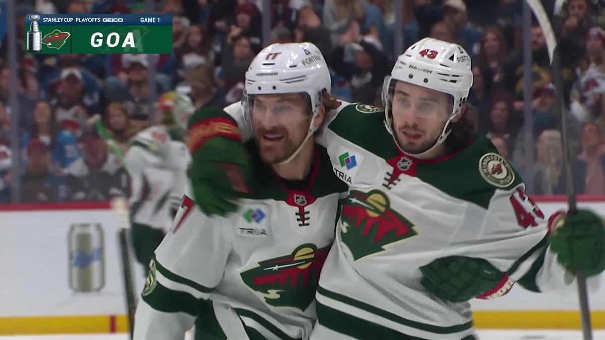 now 𝙩𝙝𝙞𝙨 is playoff hockey