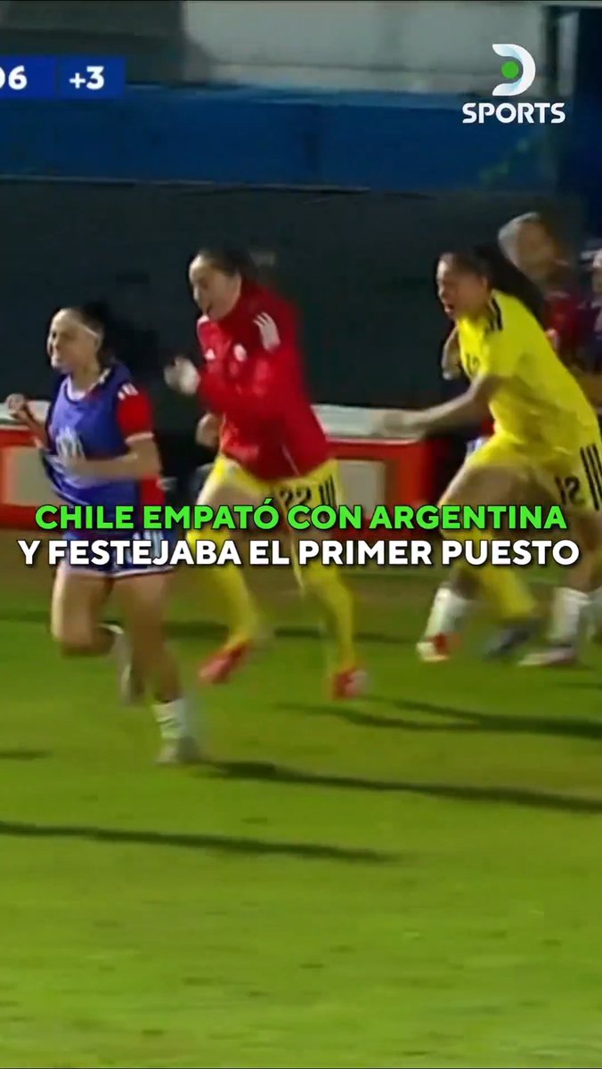 IMPERDIBLE SECUENCIA EN EL CONMEBOL #Sub17EnDSPORTS Chile festejaba el primer puesto del grupo tras empatar con Argentina. Colombia celebraba el segundo puesto... ¡pero las albicelestes terminaron primeras por la cantidad de goles en los enfrentamientos entre si! En semifinales, irá contra Venezuela y La Roja enfrentará a Brasil. Colombia ingresó al repechaje, al igual que Ecuador, por un lugar en la Copa Mundial de la FIFA™ de la categoría, pero no podrá luchar por el título.