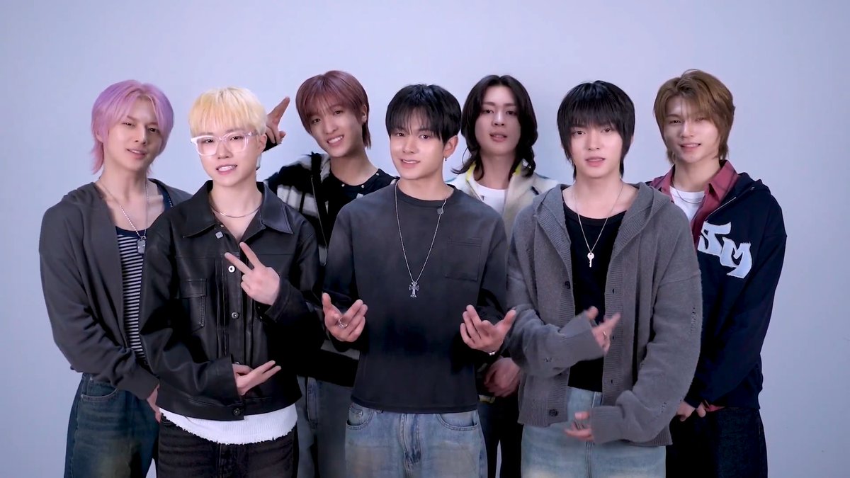 #NAZE 1ST MINI ALBUM [NAZE] 配信開始💫 TBS系金曜ドラマ『DREAM STAGE』に出演し話題となったグローバルボーイズグループがついに韓国デビュー🎉 タイトル曲「People Talk」はリズミカルなビートが印象的なダンスポップ曲です🎶 NAZE JAPAN OFFICIAL #ネイズ ▶︎