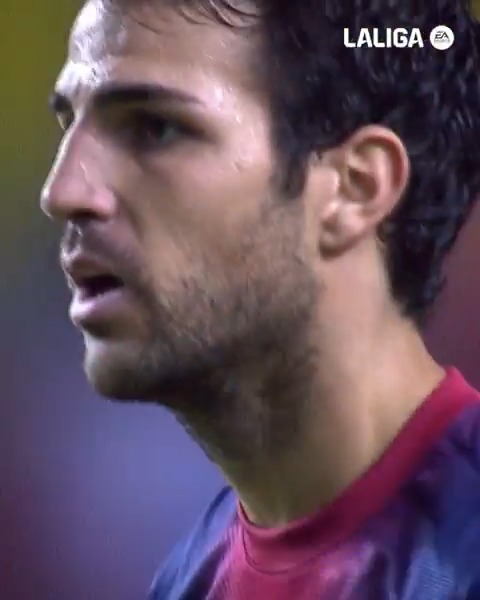 ⚙ El claro ejemplo de FUTBOLISTA TOTAL. ¡Feliz cumpleaños, Cesc Fàbregas Soler! LALIGAEASPORTS | LALIGAHistory