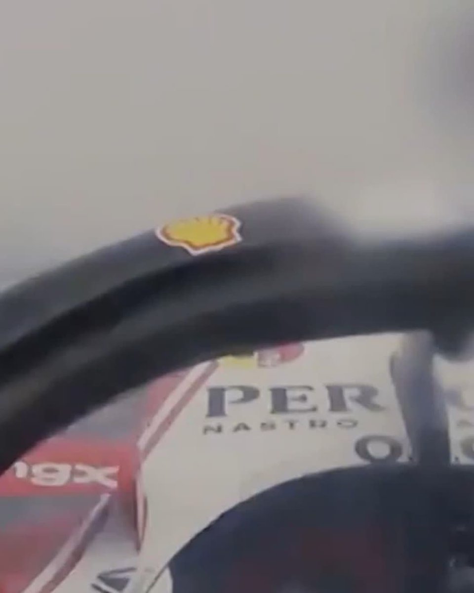 The final lap that led to Charles Leclerc receiving a 20-second penalty 👀