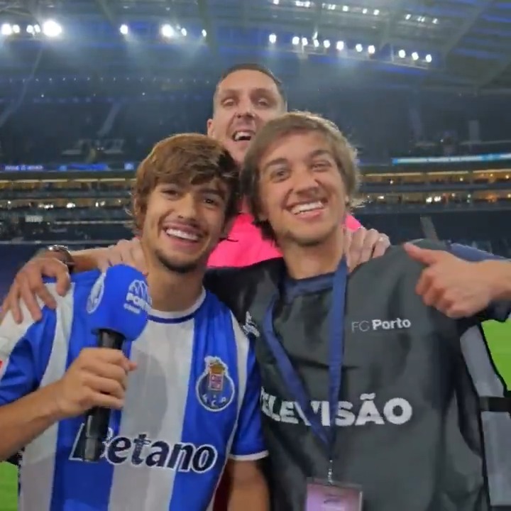 Rodrigo Mora conheceu o seu 'irmão' 🤣