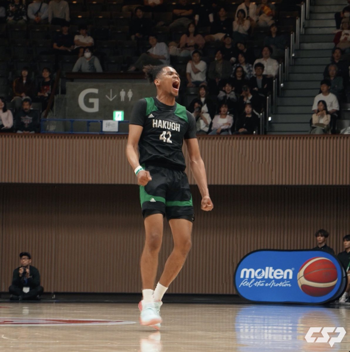 第3Q残り10秒、接戦の場面で魂の3Pシュート❤️🔥❤️🔥 ウィリアムス ショーン 莉音(白鷗大学3年/PF/197cm/仙台大附明成高) 15 PTS|7 REB 白鷗大学男子バスケットボール部 #スプリングトーナメント #GWは大学バスケ #大学バスケ