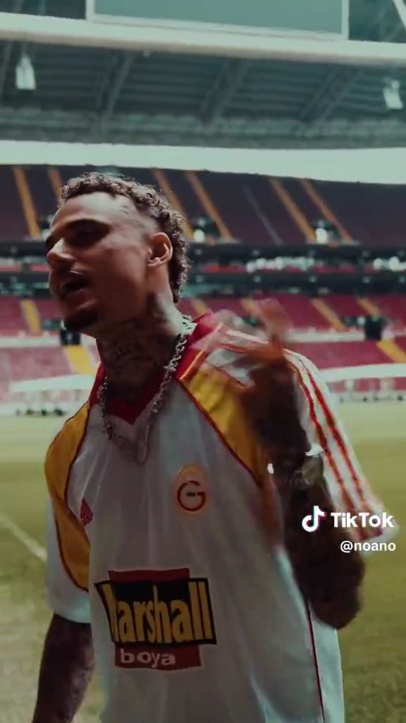 Noa Lang, yeni şarkısının klibini Rams Park'ta çekti.