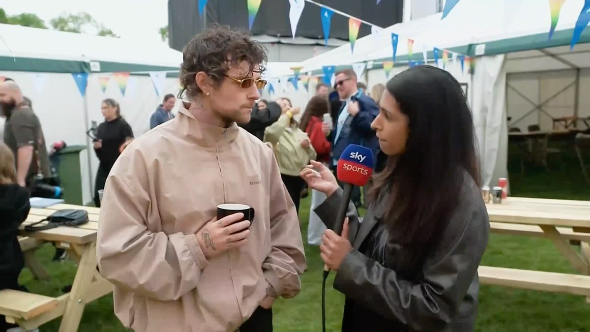 "This is my club" 🗣️ Tom Grennan explains his love of Coventry City amid their Premier League promotion celebrations 🏆