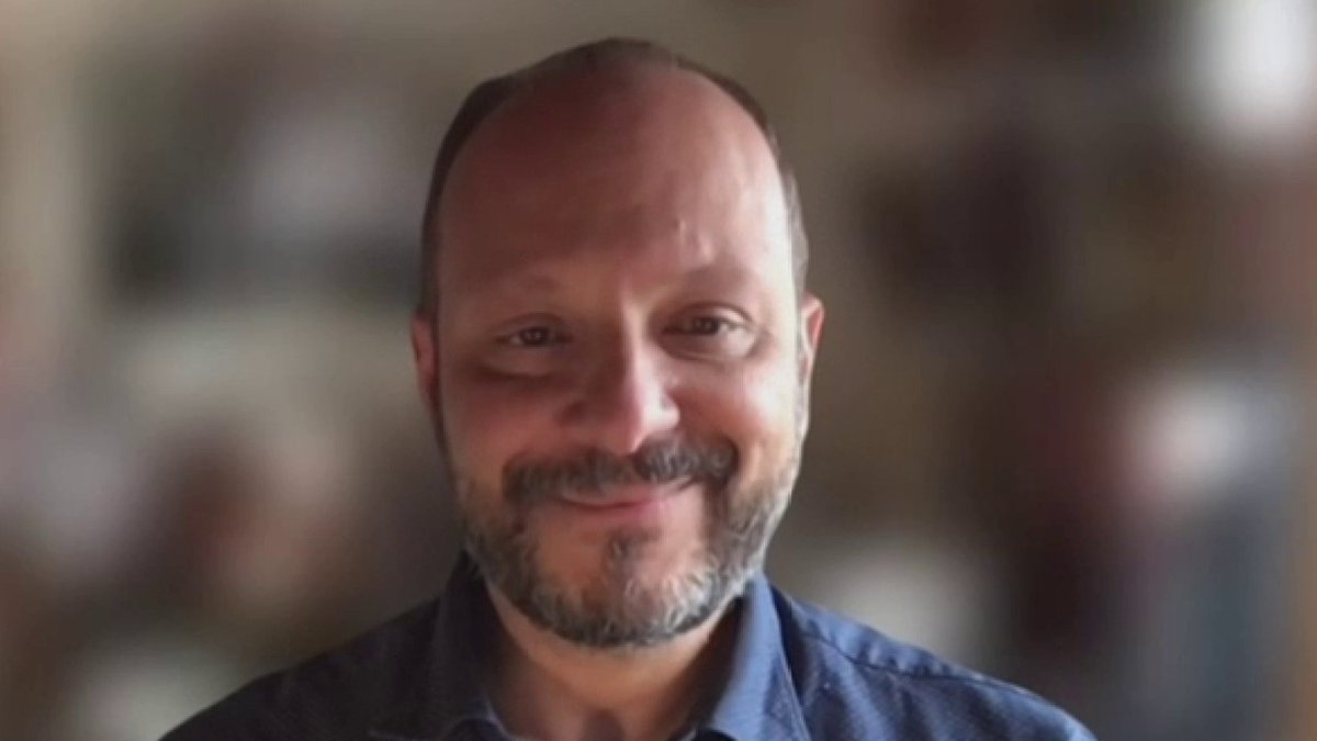 France : Samuel Mayol, maître de conférences, raconte qu’après avoir supprimé une salle de prière et des pratiques qu’il jugeait contraires à la laïcité dans un IUT, il a été suspendu, menacé et mis en cause par sa propre hiérarchie #LesDécrypteurs