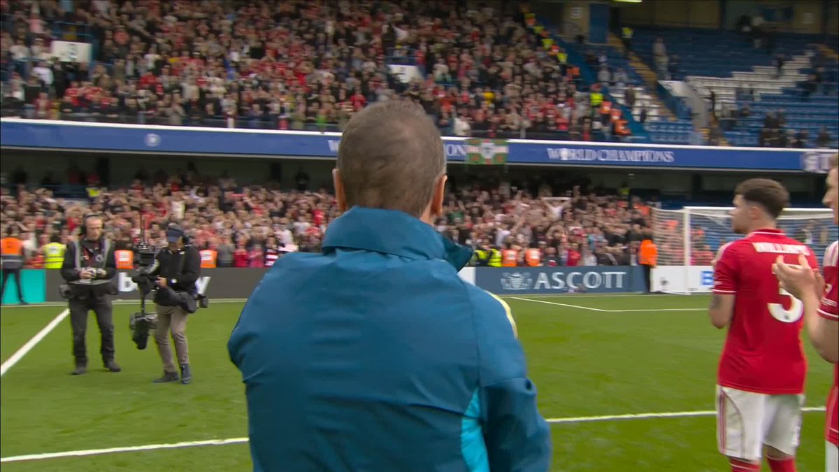 Just listen to that reaction for Vitor Pereira and Nottingham Forest! ๐