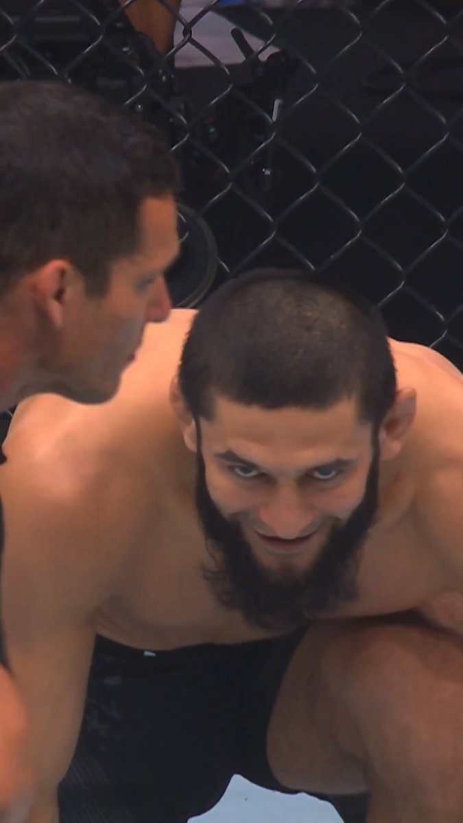 Khamzat's TOUGHEST fight?! 🐺 🏆 #UFC328 How did YOU score Khamzat Chimaev vs Kamaru Usman 🤔