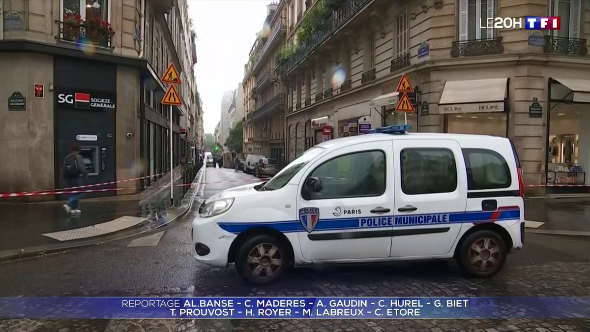 🔴 Un braquage a eu lieu ce lundi après-midi dans une boutique de montres de luxe du 8e arrondissement de Paris. Le préjudice est estimé à plus de 150 000 euros, a annoncé le parquet de Paris au service police-justice de TF1/LCI 📺 #LE20H présenté par Jean-Baptiste Boursier