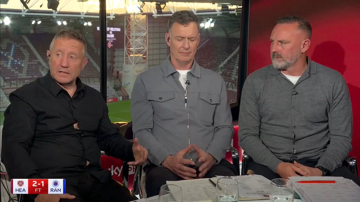 🗣️ “If they can go and get another result, it puts a massive amount of pressure on Celtic” 🗣️ “It may be a wild game on Sunday” John Robertson on Hearts' game vs Motherwell on Saturday and Chris Sutton previews Celtic vs Rangers this Sunday. Both are live on Sky 📺