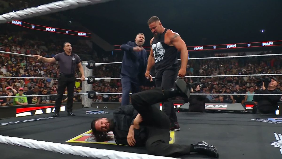 OH NO! 😱 Bronson Steiner ambushes Seth Rollins from behind!