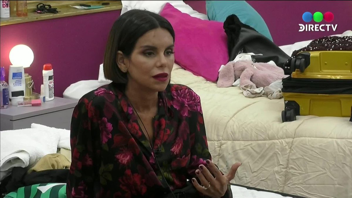Dani "Pincoya es una persona que cruza el limite, andar desnuda por los pasillos de la casa. Es parte de su personalidad, pero tiene un lado peligroso donde uno se tiene que cuidar de eso" 🔗 #GranHermano #GeneraciónDorada 🌟 #GHxDGO