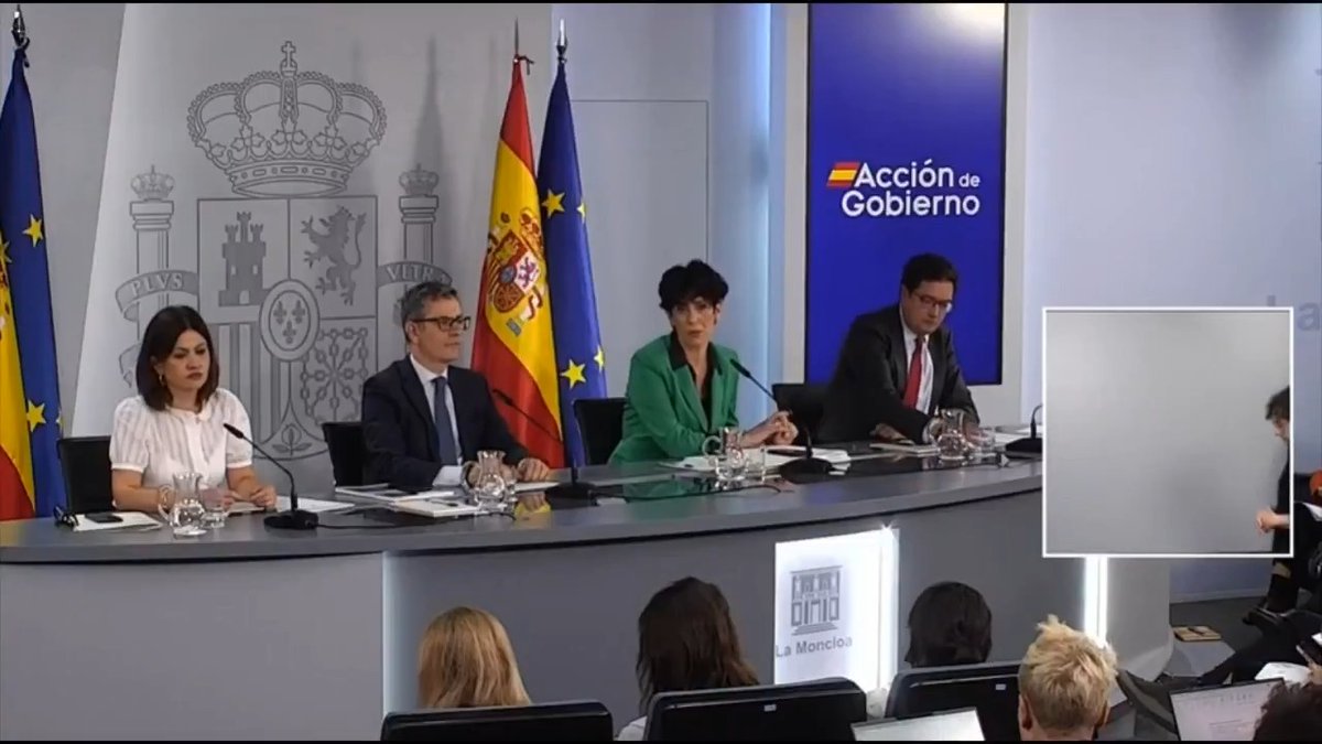 #EnDirecto | El Gobierno condena la "agresión" a Begoña Gómez y tacha de "intolerables" estas actitudes: "Lo verdaderamente doloroso es quien lo ampara y no lo condena. Vito Quiles no es periodista, para él el periodismo es un disfraz. Lo que hace es monetizar el odio"