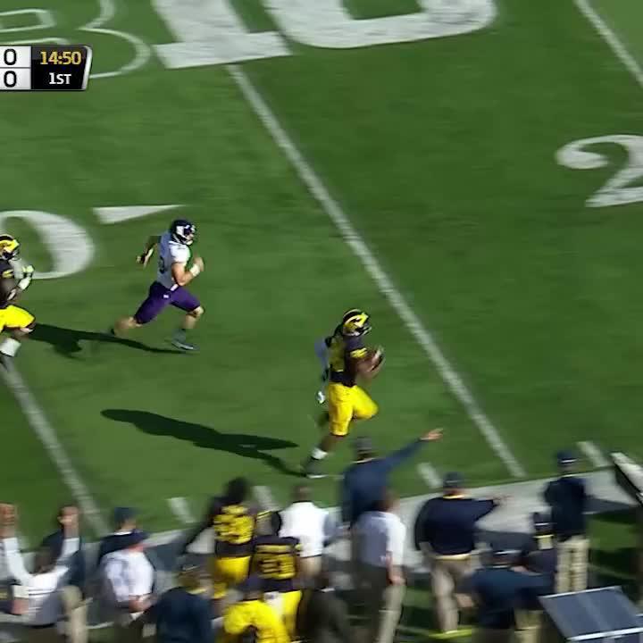 Throwback to when Jehu Chesson returned the opening kickoff for 96 yards vs Northwestern: #GoBlue〽️