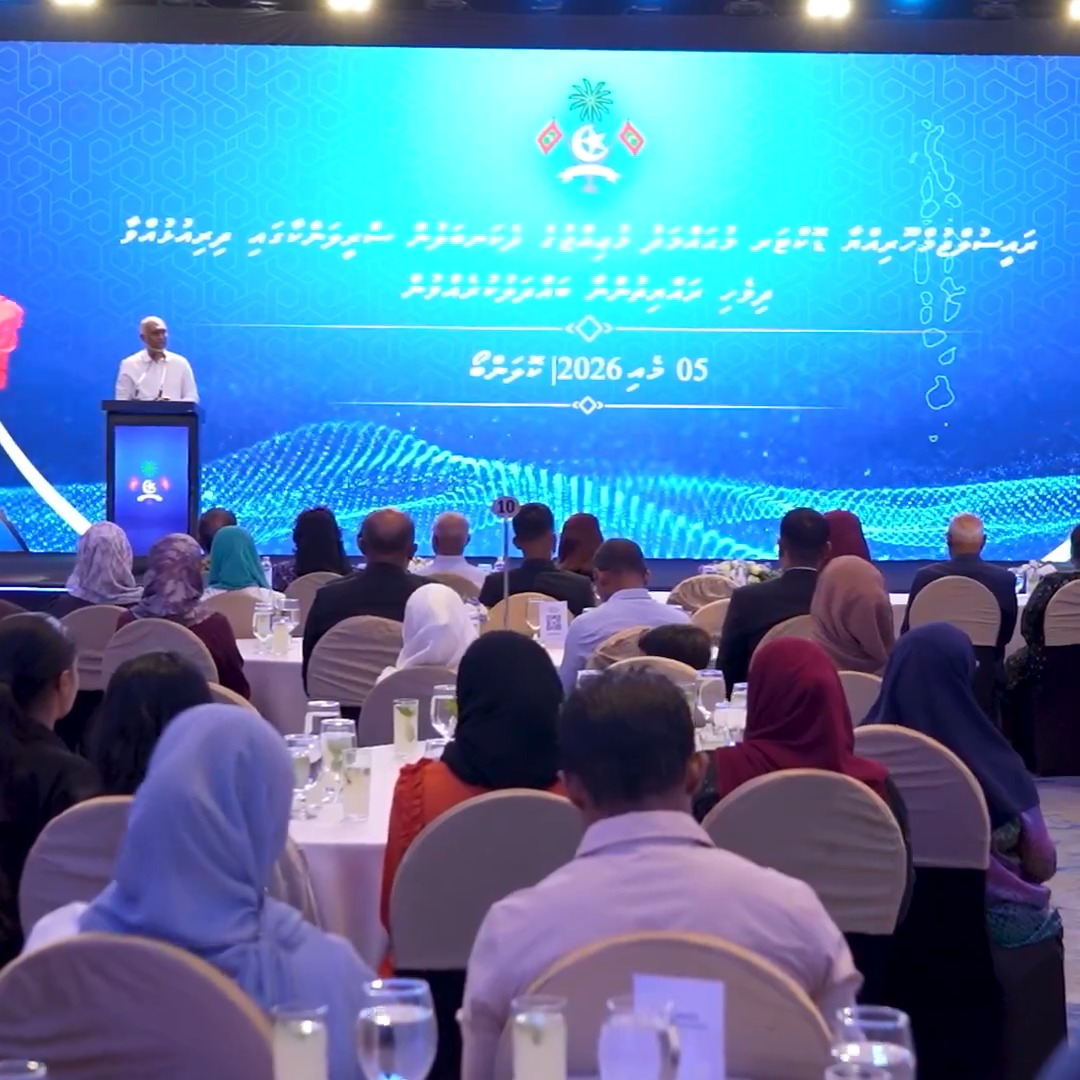 ރައީސުލްޖުމްހޫރިއްޔާގެ ދެކަނބަލުން، ސްރީލަންކާގައި ދިރިއުޅޭ ދިވެހިންނާ ބައްދަލުކުރެއްވުން #MaldivesSriLanka