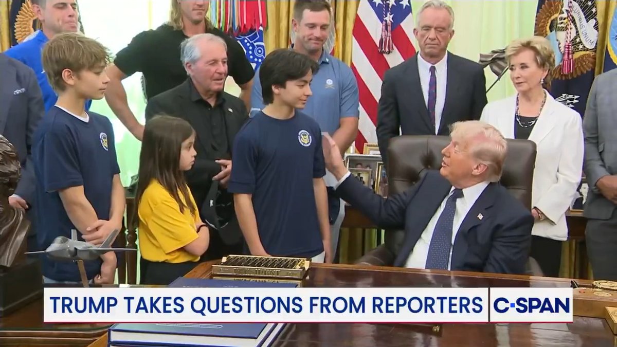 President Trump: "Are you a strong person?" Student: "Yes, sir." President Trump: "You think you could take me in a fight?"