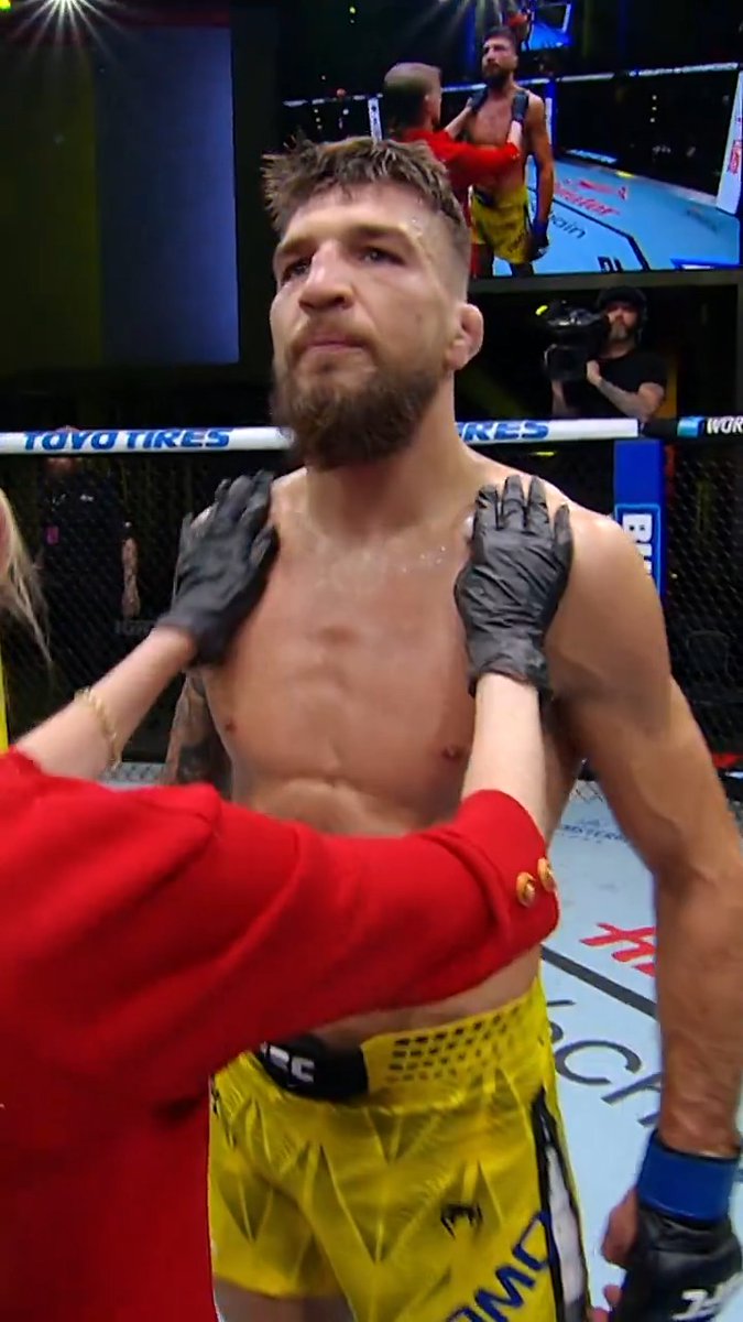 Amosov's Anaconda 🐍 🇺🇦 #UFC328 How impressive was the Octagon debut of Yaroslav Amosov?!