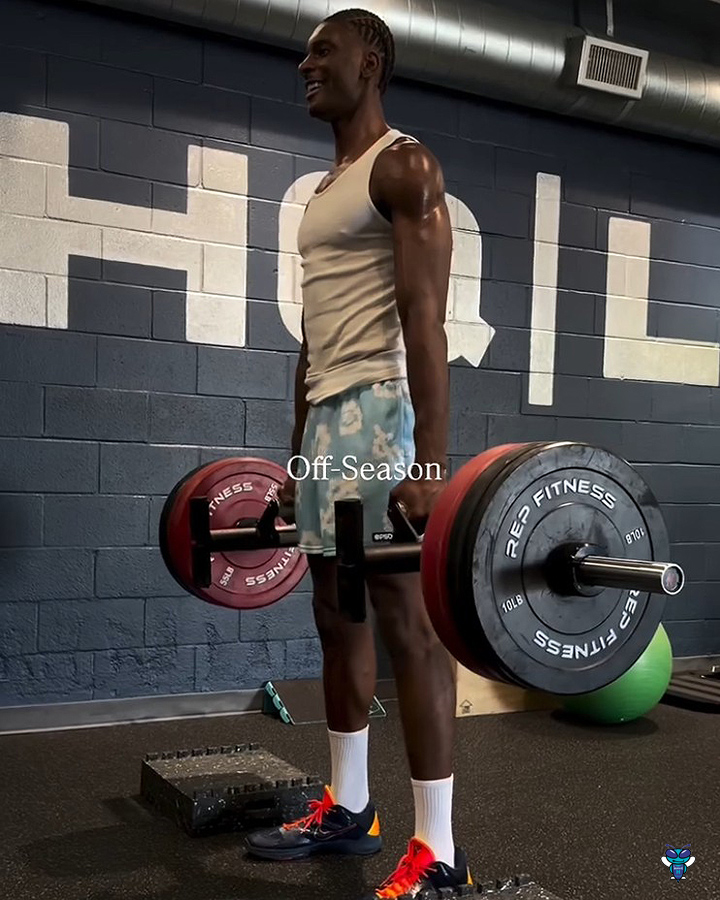 Moussa Diabate is already putting in that offseason work. 💪 (📹 Moussa Diabaté)