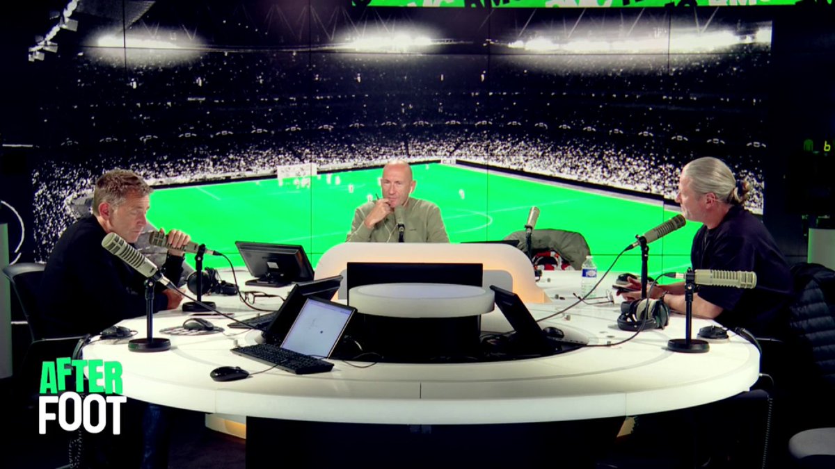 👏🎙️ Manu Petit : "Je suis content que Gyokeres joue pour Arsenal. C'est un petit peu bourrin parfois mais quel combattant et quel poison pour les défenses adverses !"