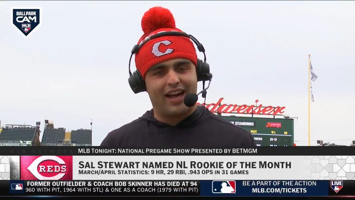 Sal Stewart shaved his facial hair because he's struggling at the plate in his last 8 games: "I was over there searching for a hit." 🤣