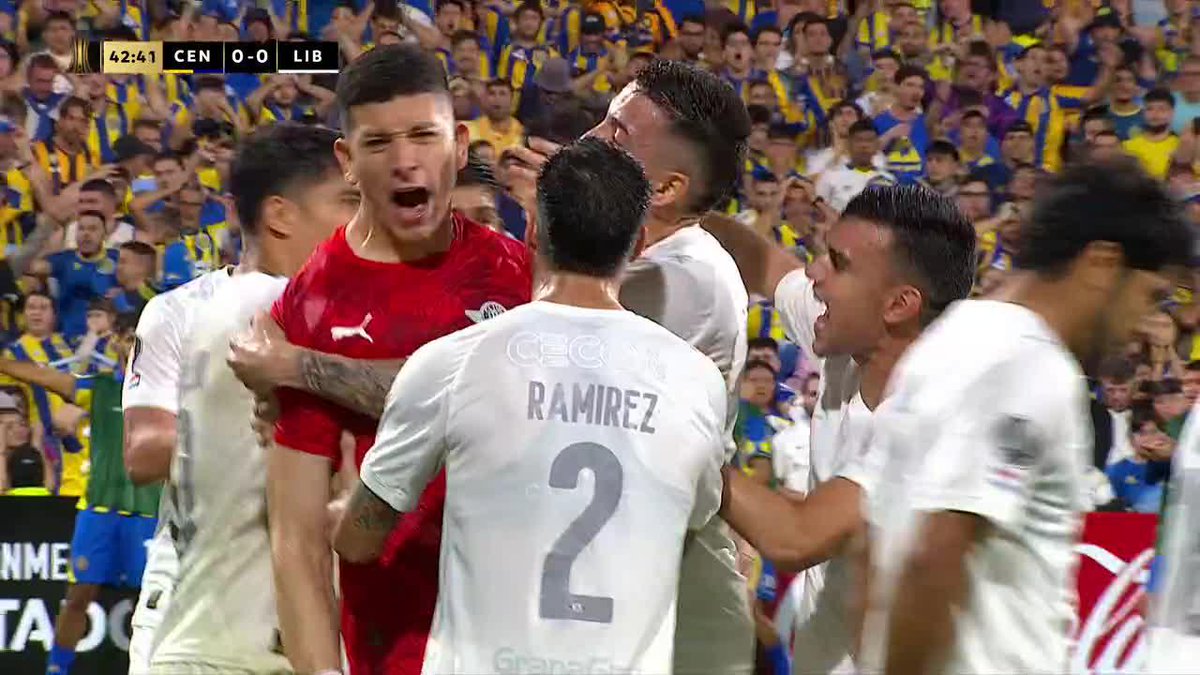 🤯🧤 INCREÍBLE MORINIGO QUE LE ATAJÓ EL PENAL Y EL REBOTE A ÁNGEL DI MARÍA.